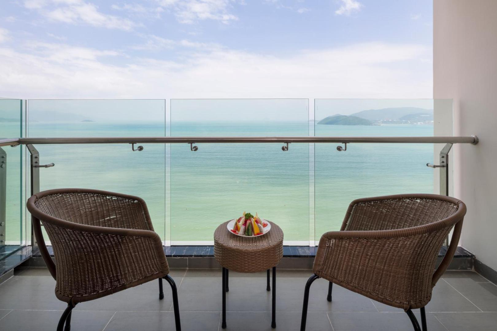 Comodo Nha Trang Hotel Exterior foto