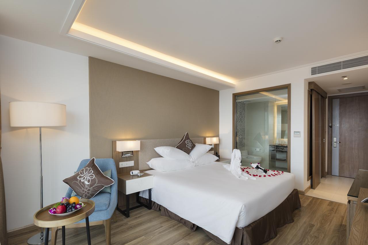 Comodo Nha Trang Hotel Exterior foto