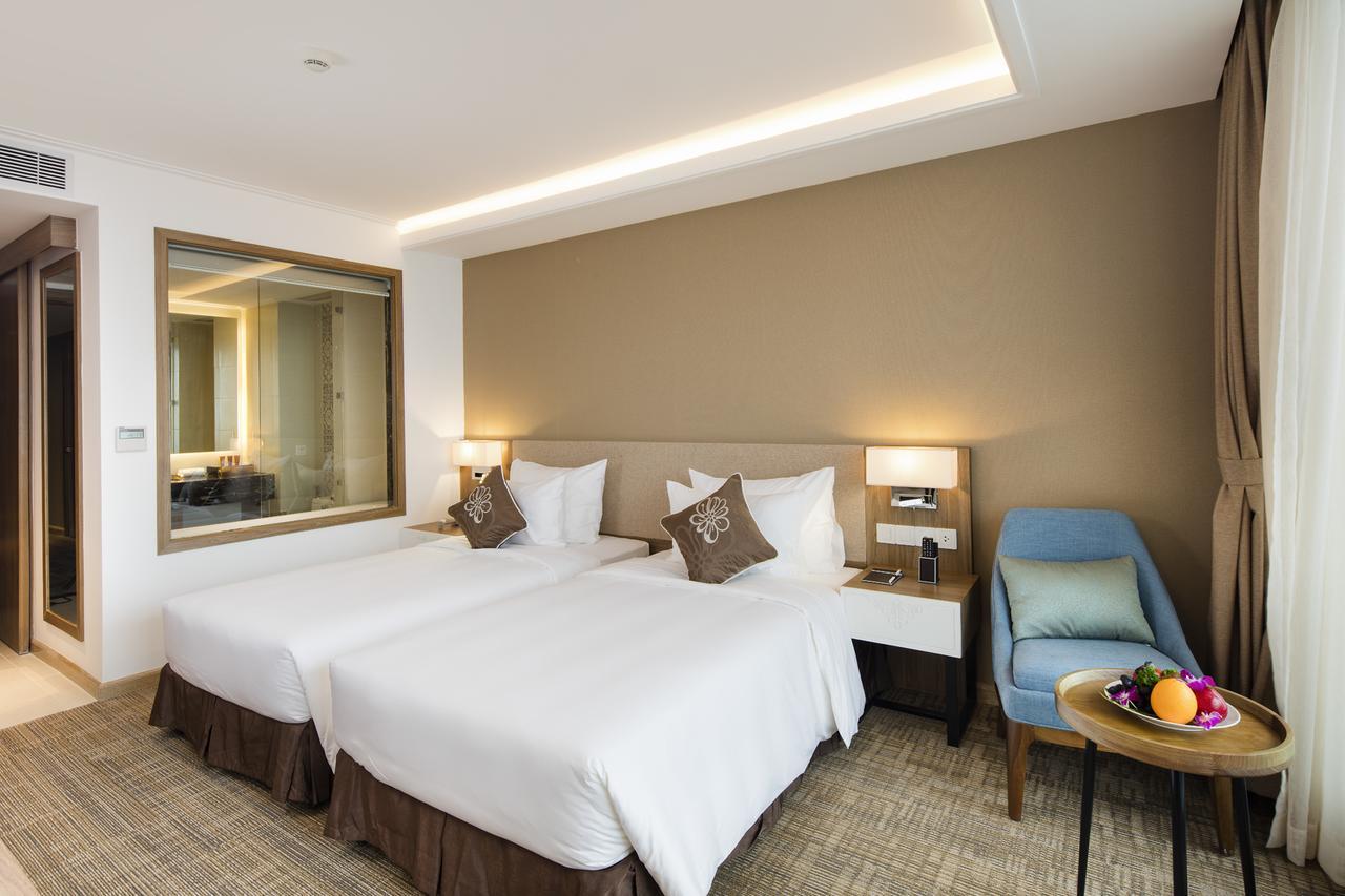 Comodo Nha Trang Hotel Exterior foto
