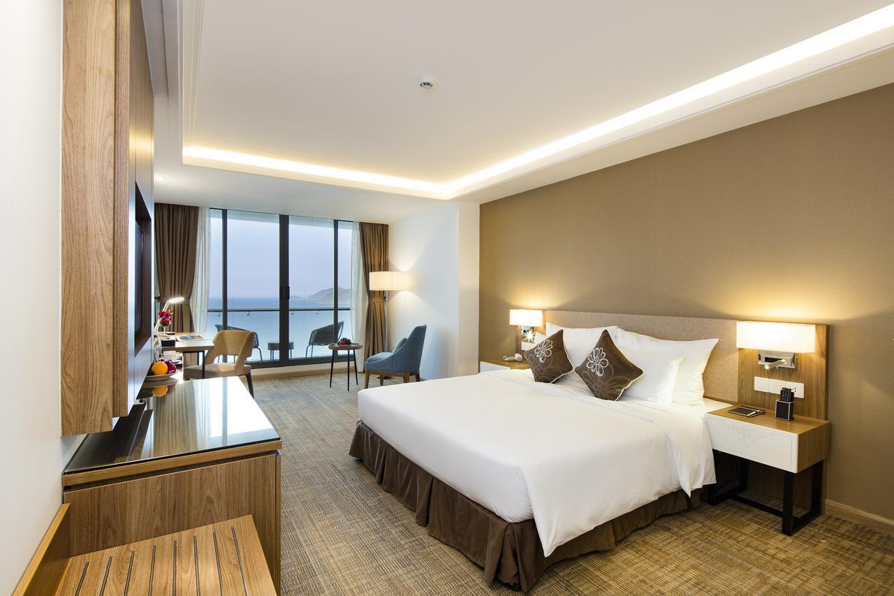 Comodo Nha Trang Hotel Exterior foto