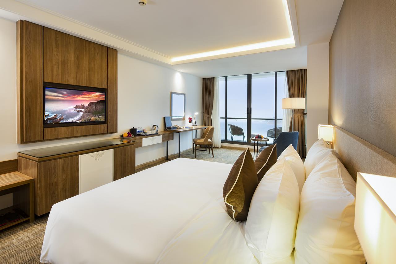 Comodo Nha Trang Hotel Exterior foto